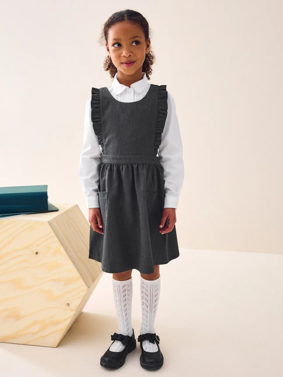 Gris - Robe d'école Volants Detail Pinafore (3-14yrs)