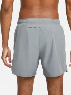 Gris clair - Nike short de course Dri-FIT Challenger 5 pouces doublé