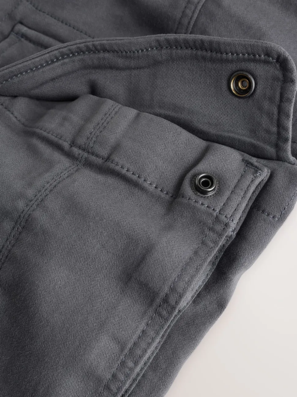 Gris de charbon de bois - Pantalon cargo coupe ajustée Motionflex stretch