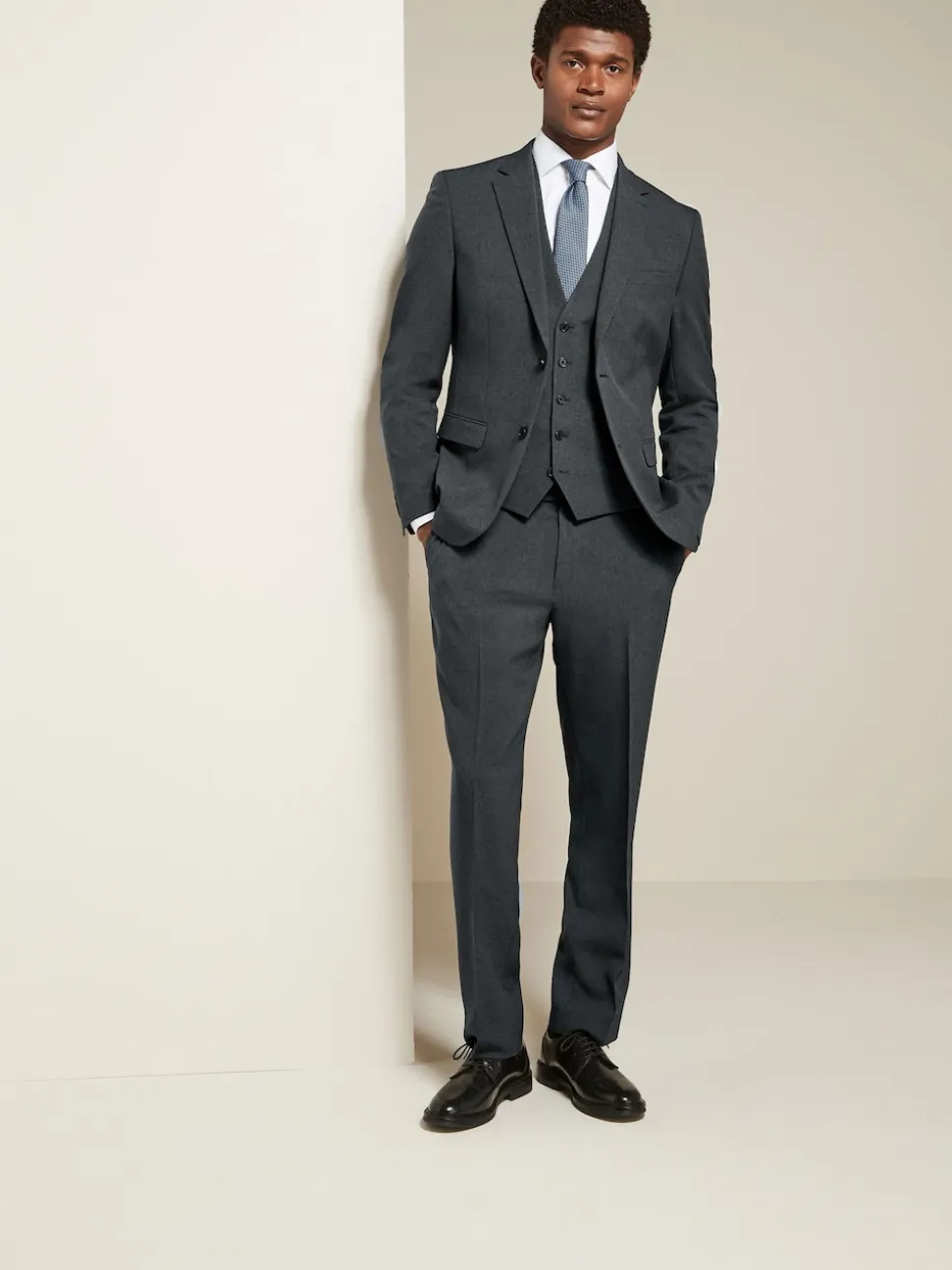 Gris de charbon de bois - Gilet de costume essentiel à coupe régulière