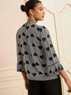 Gris imprimé cœur - Chemisier Love & Roses plissé à manches flûte à col rond