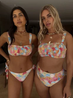 Haut de bikini Never Fully Dressed brillant froncé