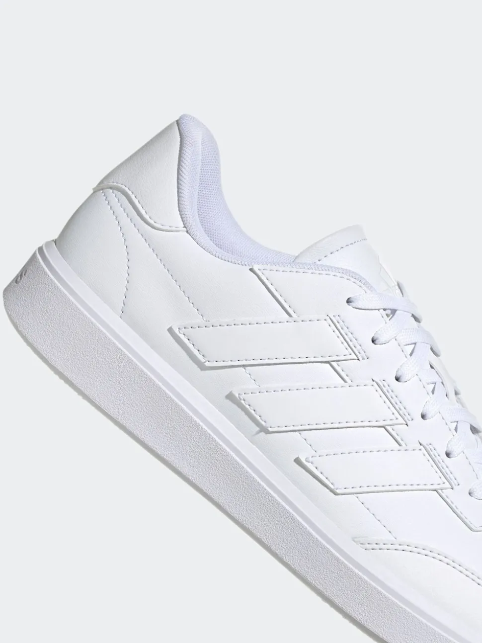 Hors blanc - Baskets adidas Courtblock