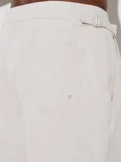 Hors blanc - Short de bain Reiss Sun avec pattes d'ajustement sur les côtés