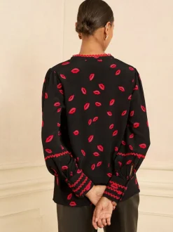 Imprimé lèvres noires - Chemisier Love & Roses manches longues à col cranté