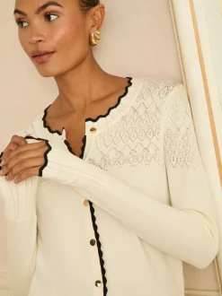 Ivoire et noir festonné - Cardigan Love & Roses en maille