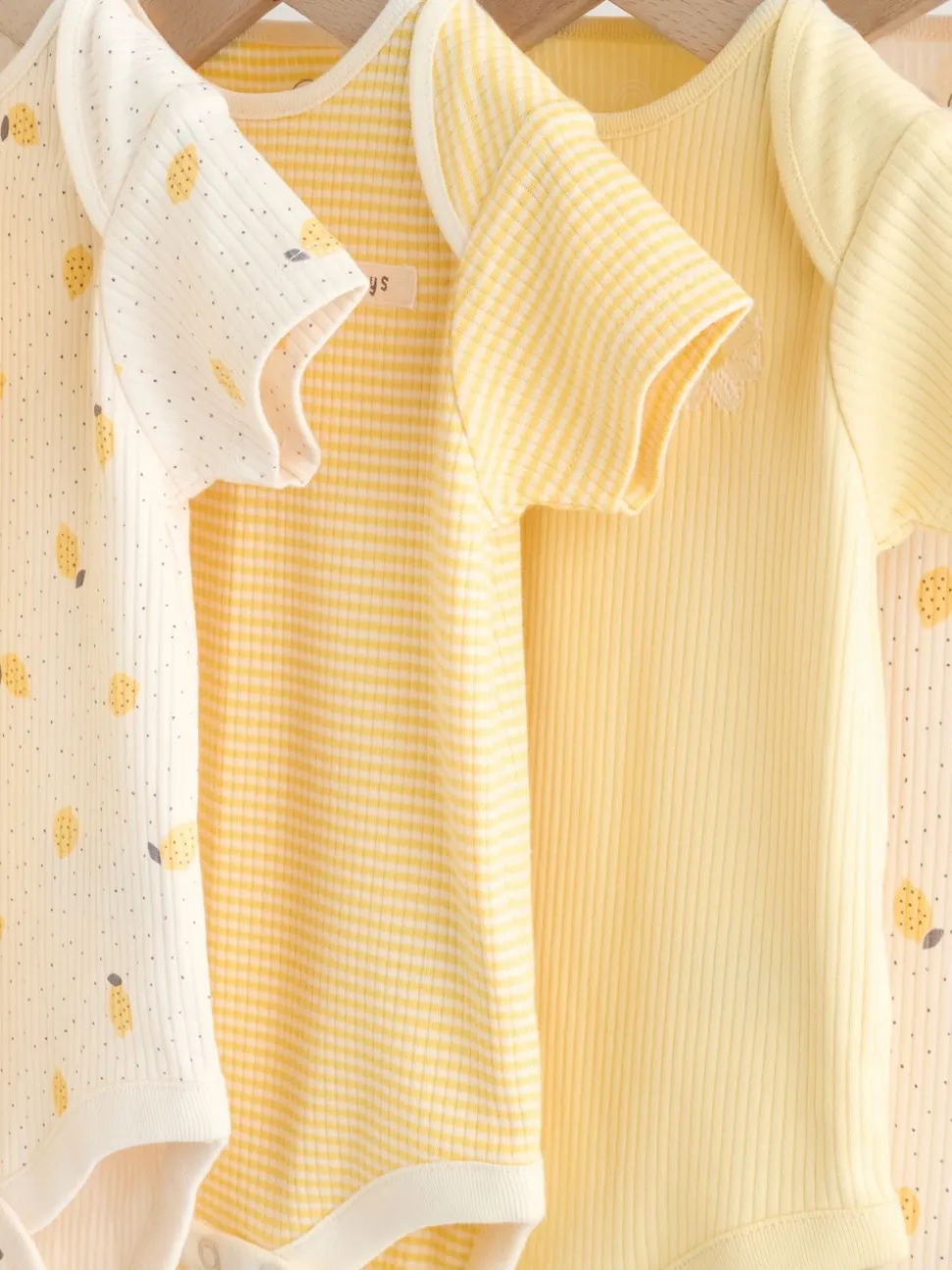 Jaune motif citrons - Lot de 5 bodies bébé à manches courtes