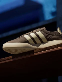Marron - adidas Barreda Decode Trainers