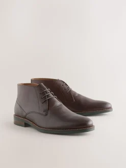 Marron - Bottes Chukka en cuir à semelle contrastante
