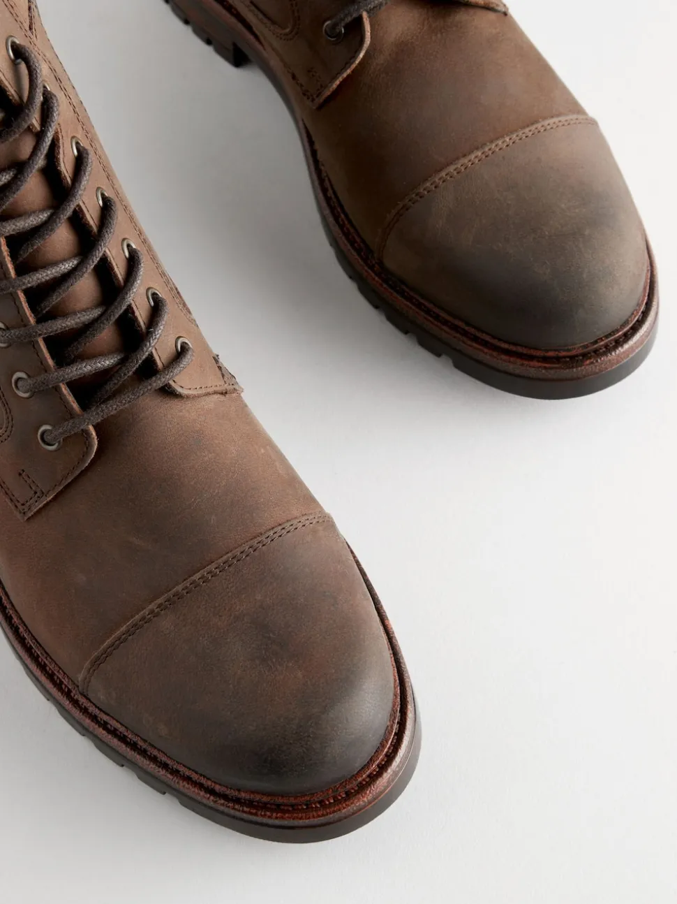 Marron - Bottes zippées à embout en cuir