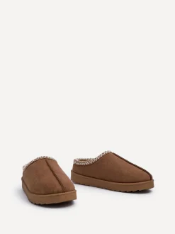 Marron - Chaussons Linzi Tana en faux daim à enfiler