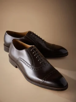 Marron - Coupe classique - Chaussures avec bout Oxford semelle en cuir Signature