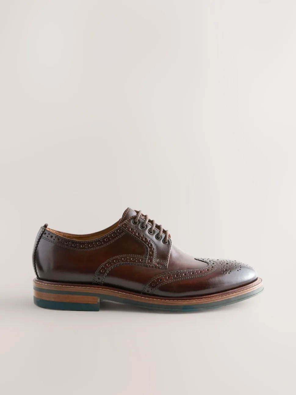 Marron - Coupe classique - Chaussures Brogues épaisses à semelle contrastante en cuir