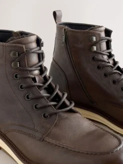 Marron - Grandes bottes en cuir à bout tablier