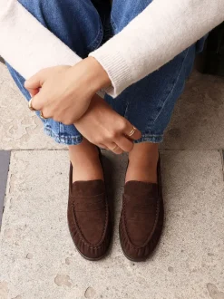 Marron - Mocassins Linzi Belmont froncés en cuir daim