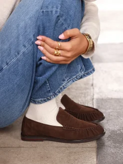 Marron - Mocassins Linzi Belmont froncés en cuir daim