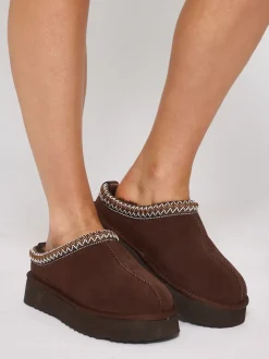 Marron - Mules tressées Loungeable Platform en peau de mouton véritable