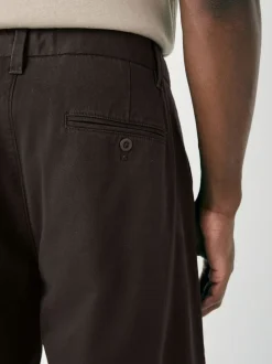 Marron - Pantalons chinos extensibles à double pli