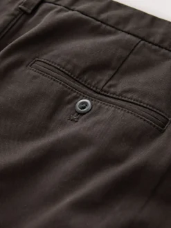Marron - Pantalons chinos extensibles à double pli