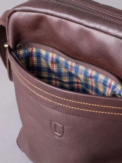 Marron - Petit sac messager Keswick en cuir Lakeland Leather