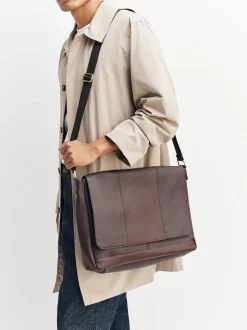 Marron - Signature Leather Messenger Bag