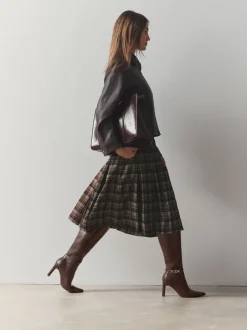 Marron chocolat - Bottes à talons Forever Comfort® à talons hauts avec finitions matérielles