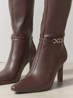 Marron chocolat - Bottes à talons Forever Comfort® à talons hauts avec finitions matérielles