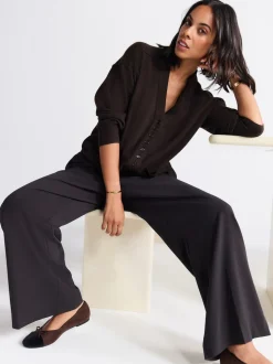 Marron chocolat - Cardigan ultra-doux à col en V avec poches