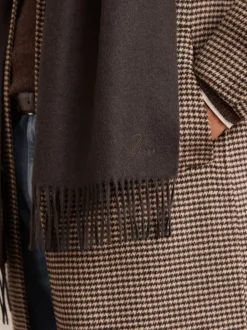 Marron chocolat - Écharpe Reiss Picton à logo script en laine et cachemire