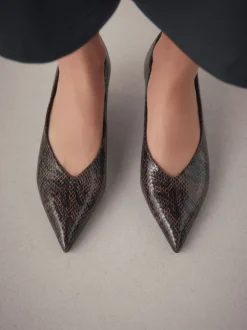 Marron chocolat - Chaussures à talons Kitten heel à bout pointu