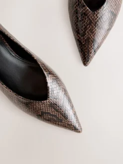 Marron chocolat - Chaussures à talons Kitten heel à bout pointu