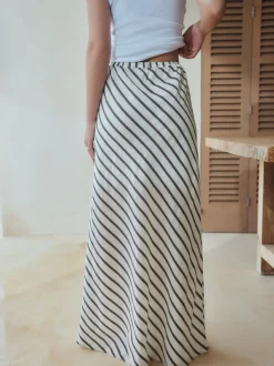 Marron chocolat - Jupe colonne d’été avec lin