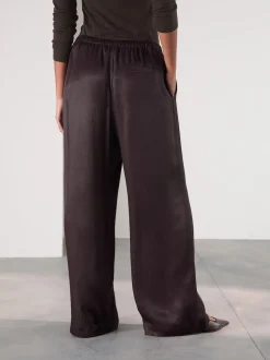 Marron chocolat - Pantalons en satin à jambe large et taille ceinturée