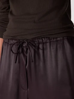Marron chocolat - Pantalons en satin à jambe large et taille ceinturée