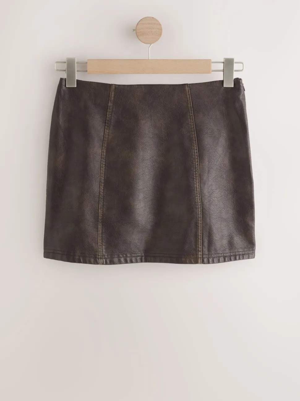 Marron en détresse - Mini jupe en cuir Faux
