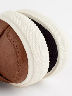 Marron fauve - Baskets à deux lanières à fermeture tactile