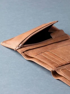 Marron fauve - Lakeland portefeuille Bowston en cuir à trois plis