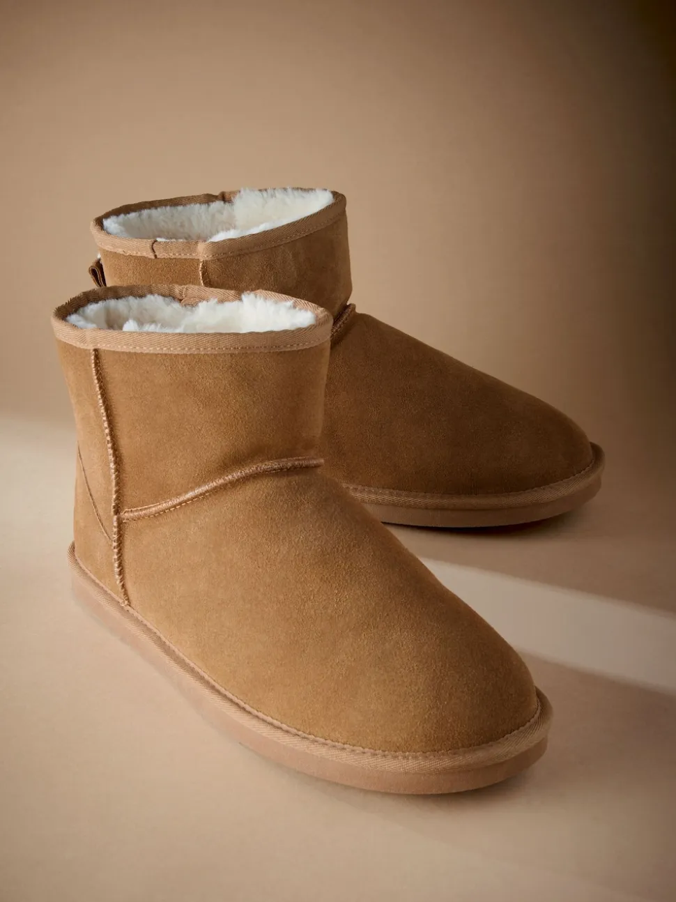 Marron fauve - Signature Bottes en daim avec doublure en fausse fourrure