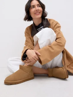 Marron fauve en daim - Bottes en fausse fourrure déperlantes