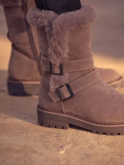 Marron mink - Bottes en fausse fourrure à double boucle