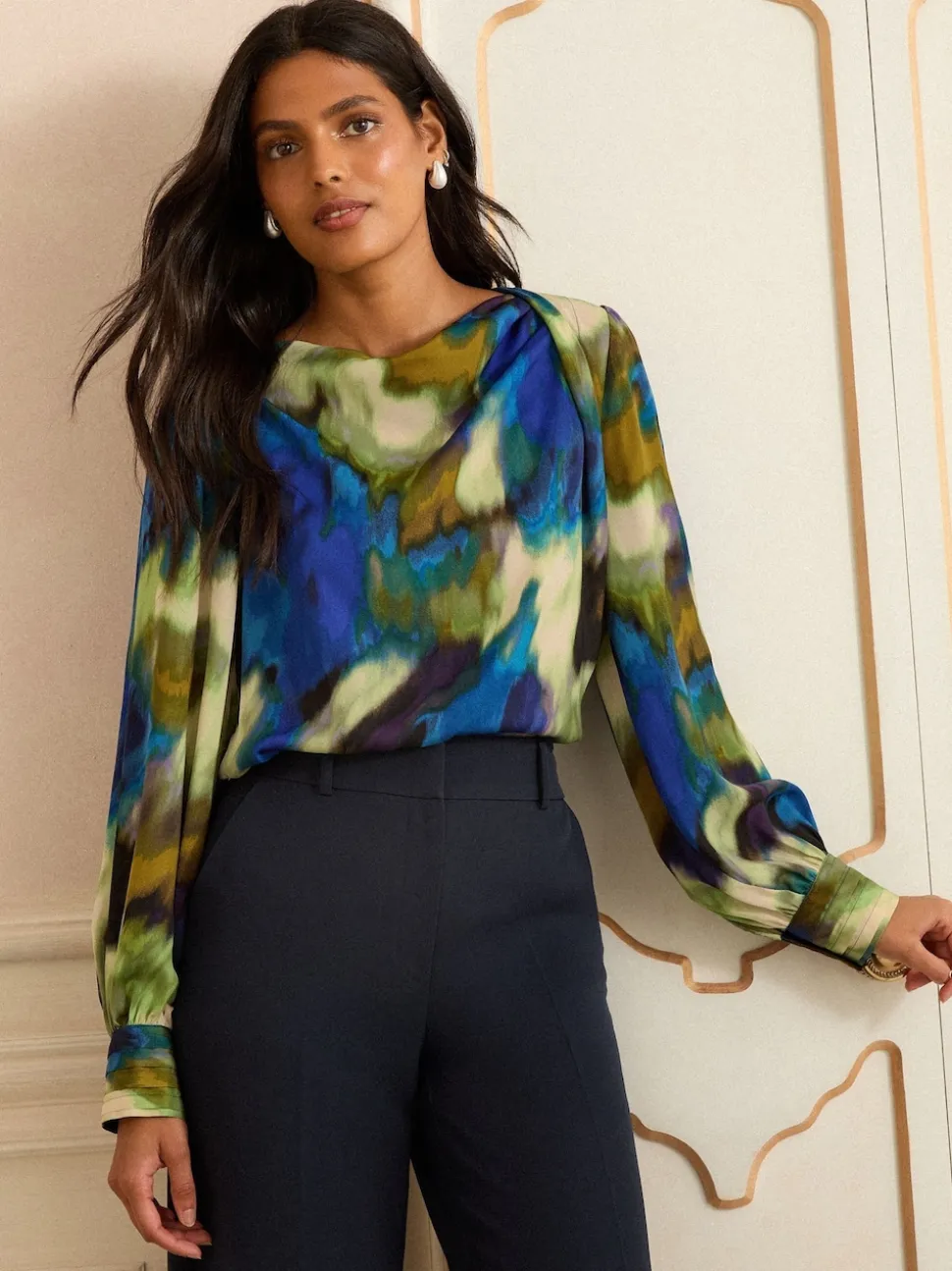 Multicolore - Love & Roses Chemisier en satin à Manches longues et Col bénitier