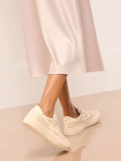 neutre - Lipsy Baskets de sport à lacets en toile épaisse