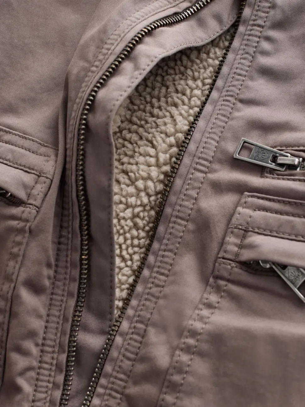 neutre - Veste zippée doublée de peau de mouton