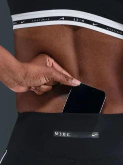 Nike Un short sans coutures de 5 pouces