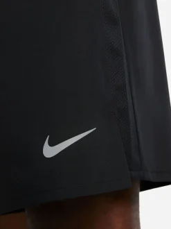 Noir - 9 Inch - Nike Dri-FIT Challenger Shorts de running non doublé