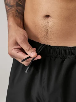 Noir - 7 Inch - Short de sport Active Gym