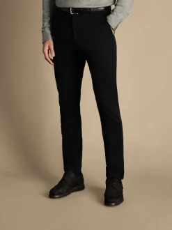 Noir - Ajustement régulier - Chino Charles Tyrwhitt Français Slim Fit Ultimate sans fer
