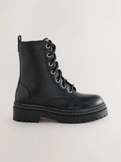 Noir - Bottines en cuir à semelle épaisse et lacets