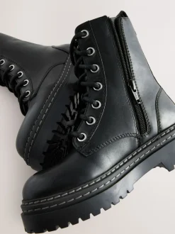 Noir - Bottines en cuir à semelle épaisse et lacets