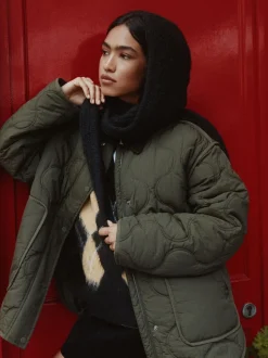 Noir - Écharpe à capuche en maille